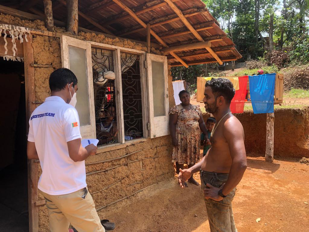 renovation-batiment-ecole-aide-humanitaire-enfant-afrique